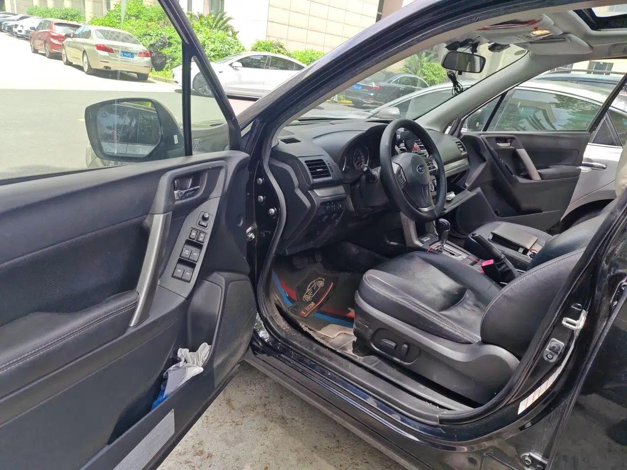Subaru Forester 2014 2.0i Automatic Luxury Edition — миниатюра 17