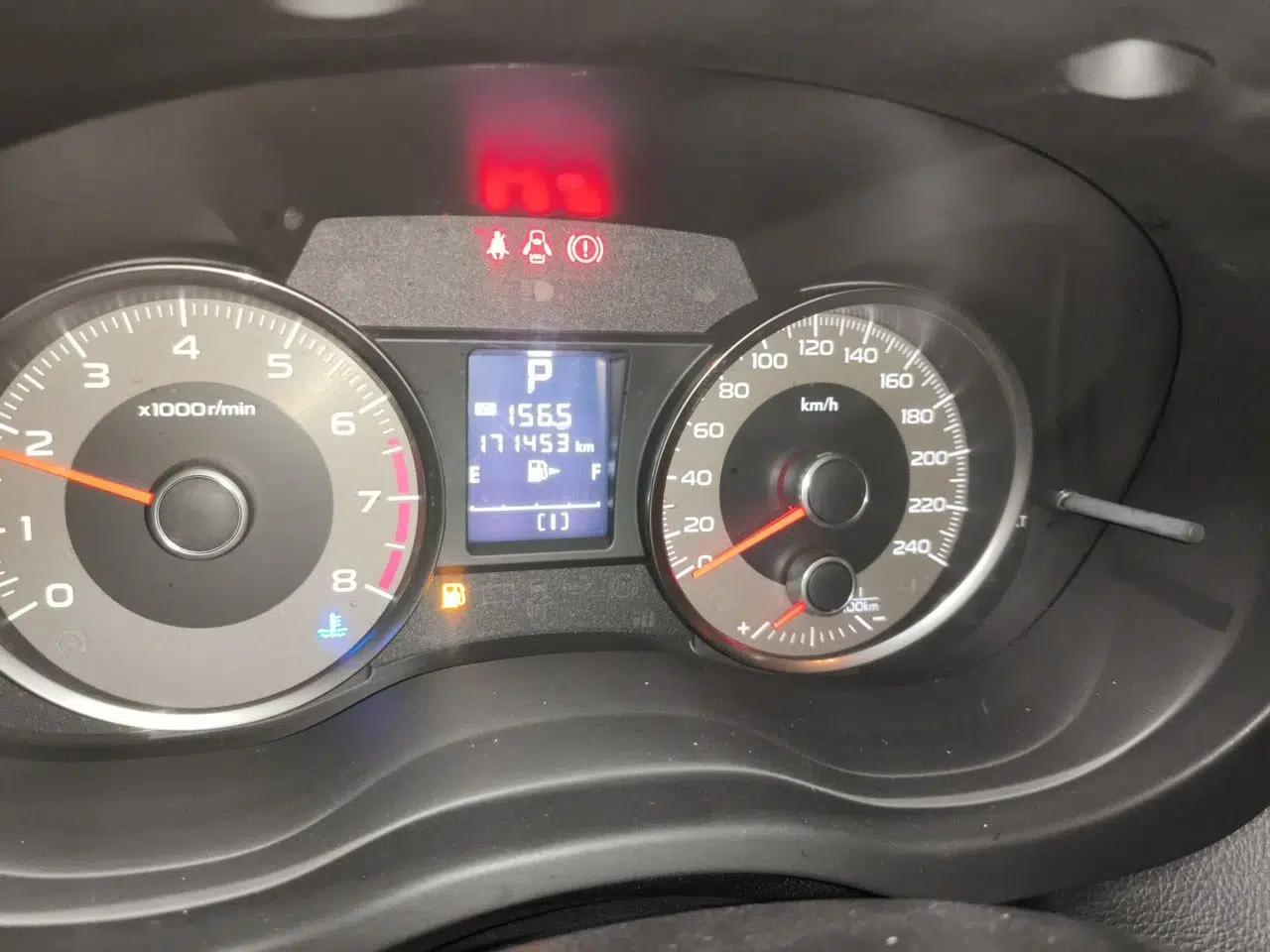 Subaru Forester 2016 2.0i Luxury Navigation Edition — миниатюра 13