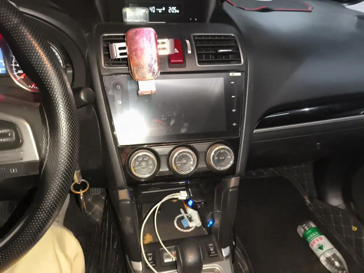 Subaru Forester 2016 2.0i Luxury Navigation Edition — миниатюра 14