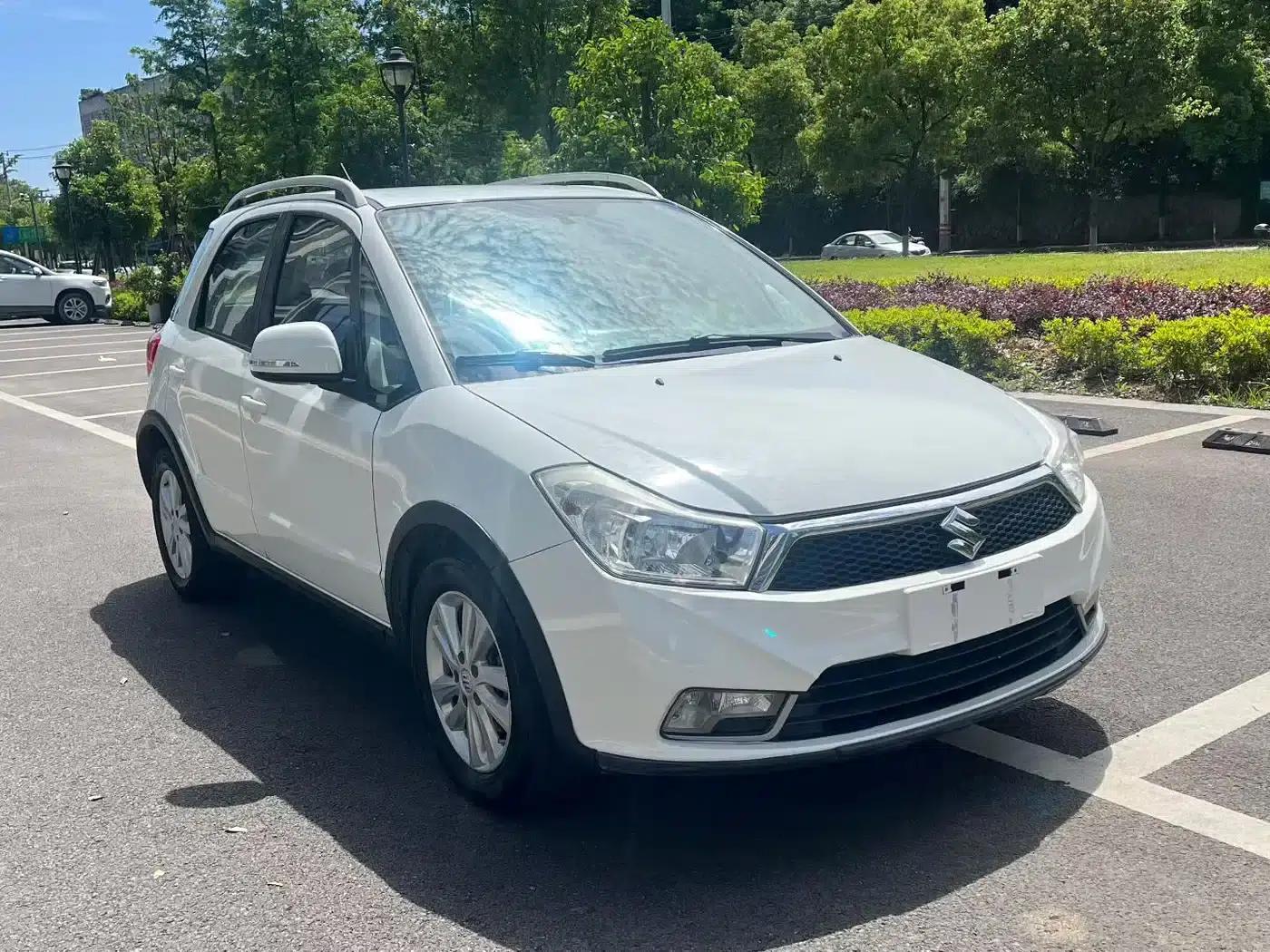 2013 Tianyu SX4 1.6L Manual Cool Edition — миниатюра 3