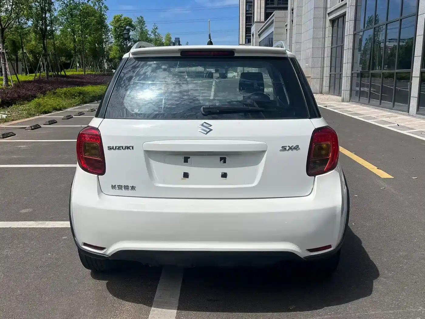 2013 Tianyu SX4 1.6L Manual Cool Edition — миниатюра 5