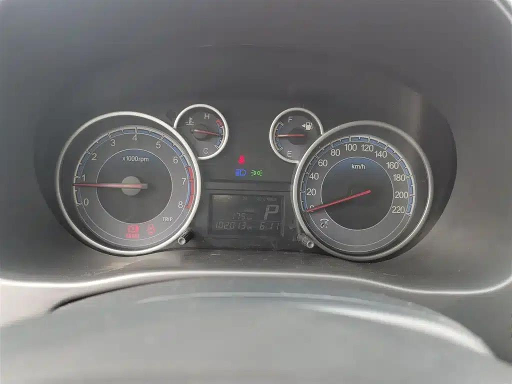 SX4 2013 1.6L Automatic Cool Edition — миниатюра 12