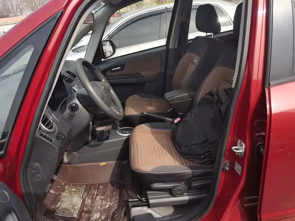 SX4 2013 1.6L Automatic Cool Edition — миниатюра 15