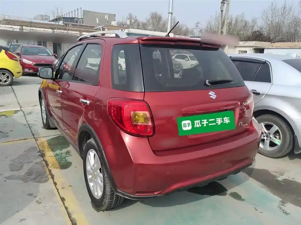 SX4 2013 1.6L Automatic Cool Edition — миниатюра 5