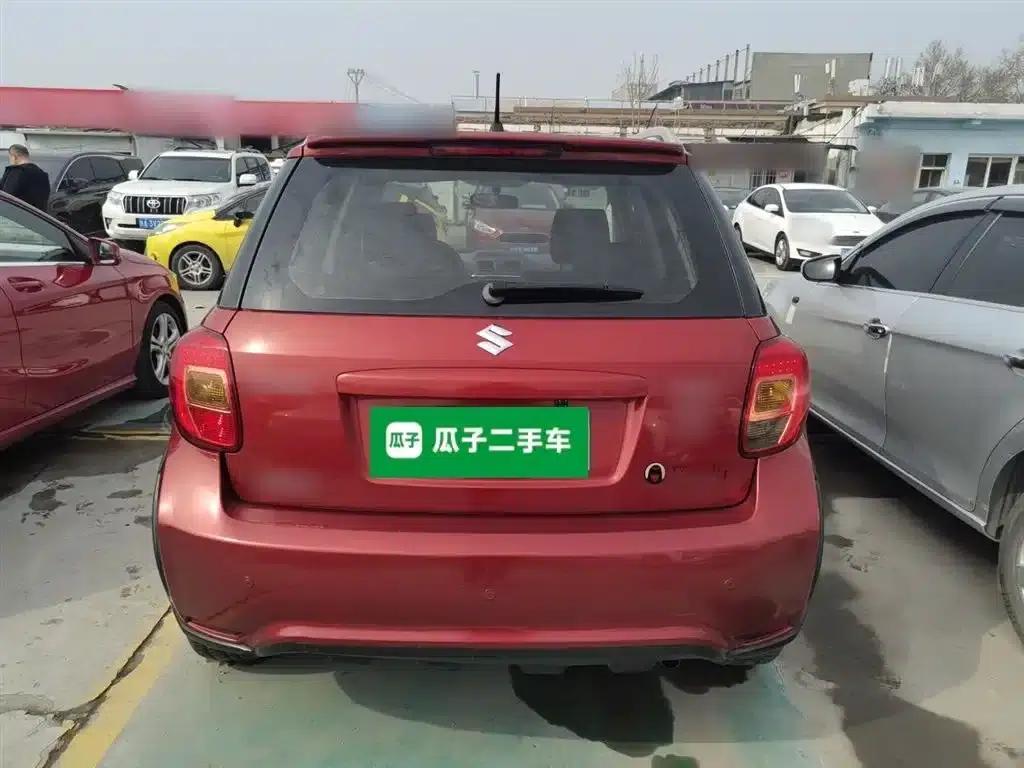 SX4 2013 1.6L Automatic Cool Edition — миниатюра 6