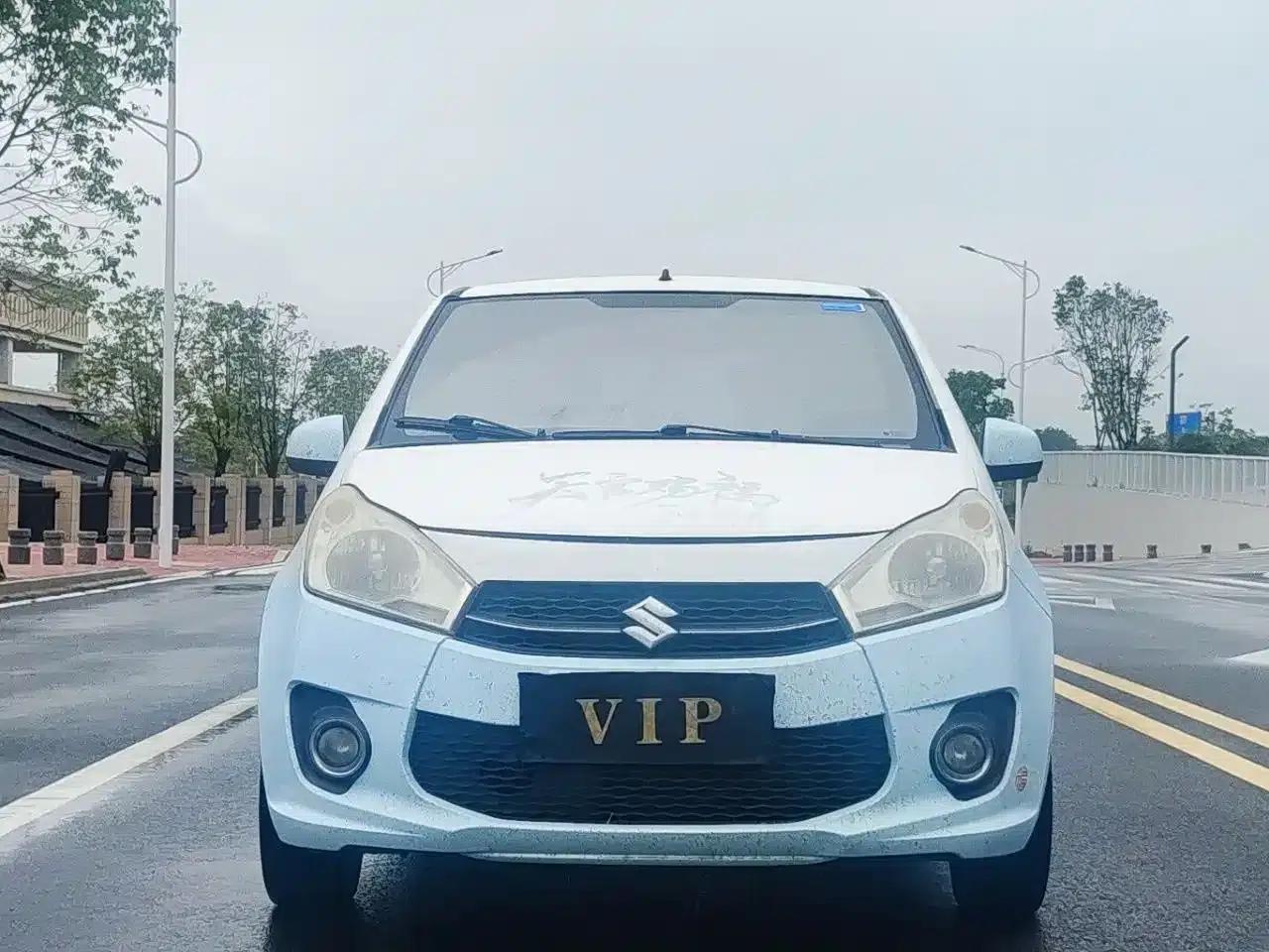 Alto 2013 1.0L Manual Deluxe — миниатюра 2