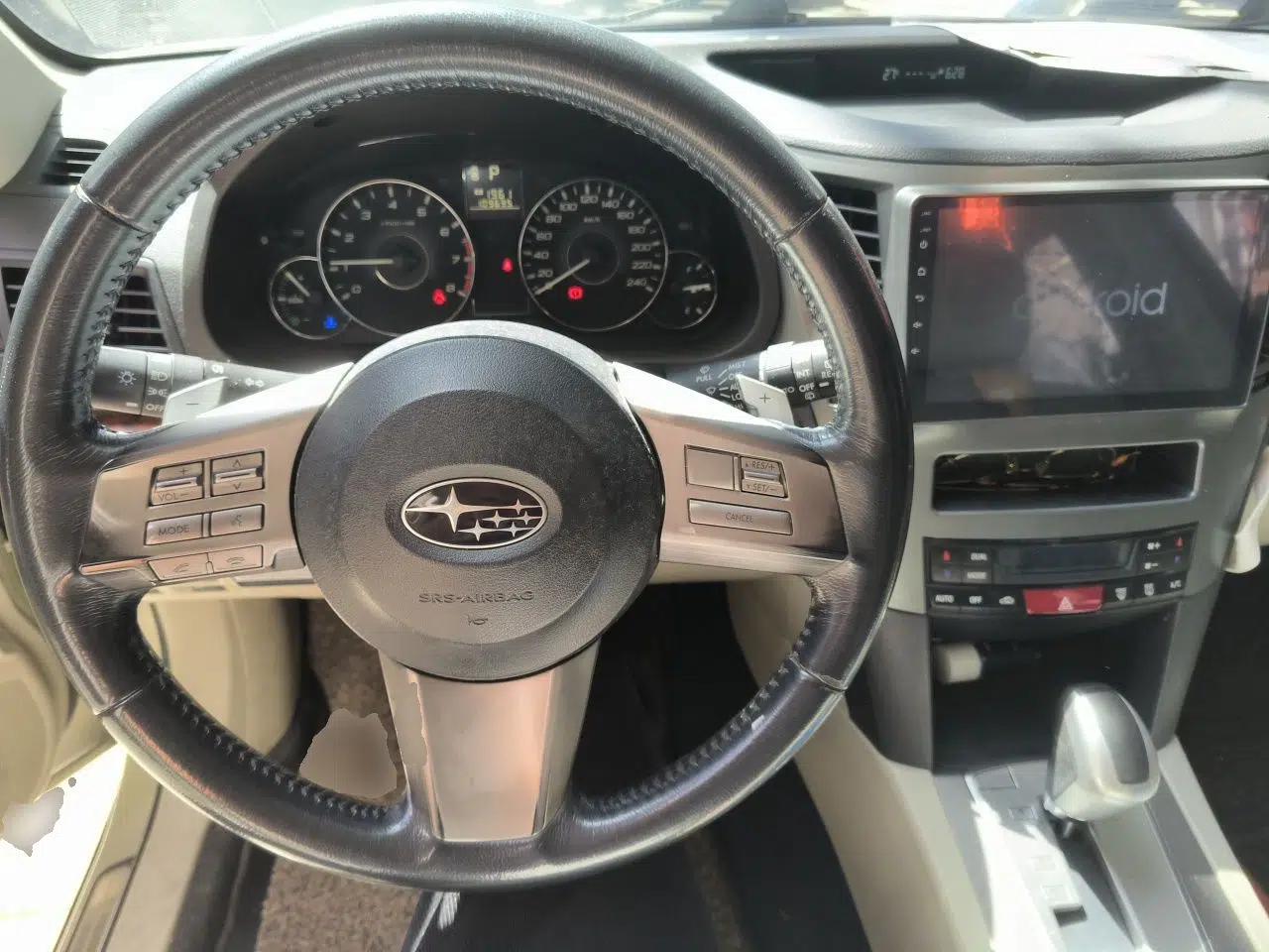 Subaru Outback 2011 2.5i Luxury Edition — миниатюра 11
