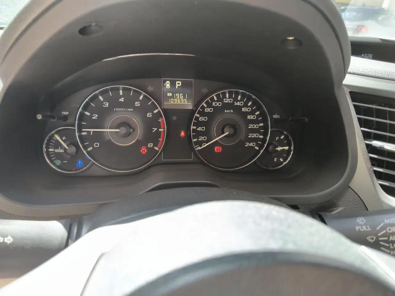Subaru Outback 2011 2.5i Luxury Edition — миниатюра 13