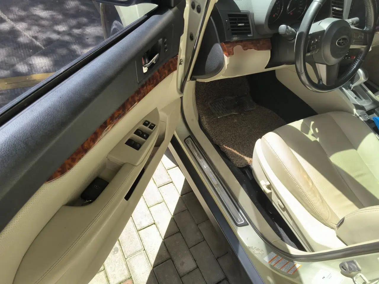 Subaru Outback 2011 2.5i Luxury Edition — миниатюра 17