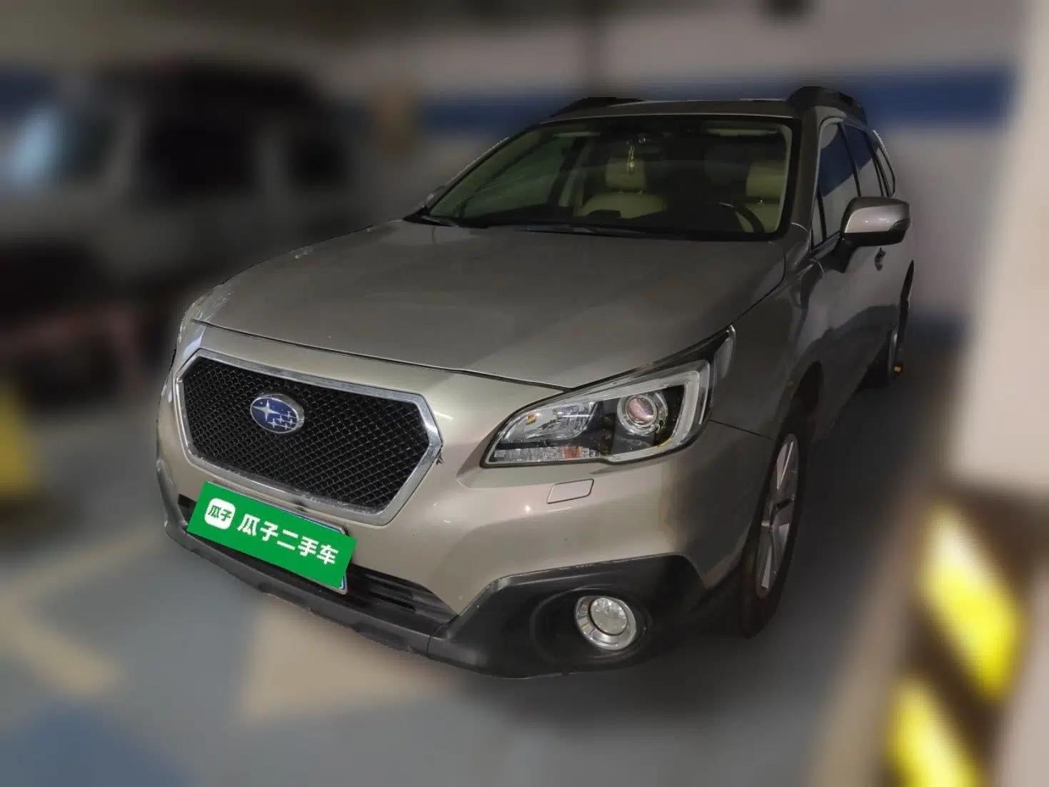 Subaru Outback 2015 2.5i Luxury Navigation Edition — миниатюра 1
