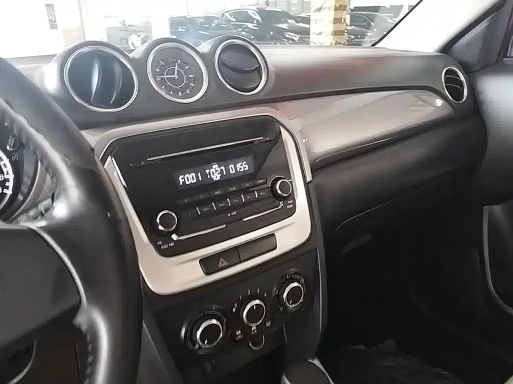 Vitara 2016 1.4T Automatic 2WD Elite — миниатюра 13