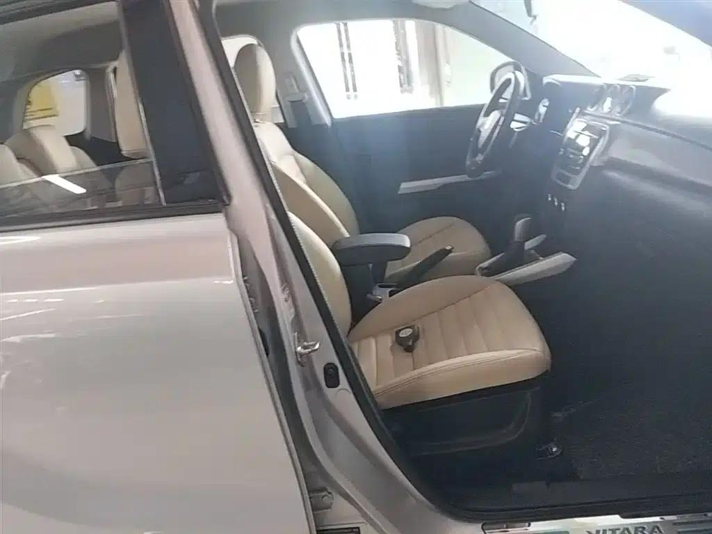 Vitara 2016 1.4T Automatic 2WD Elite — миниатюра 25