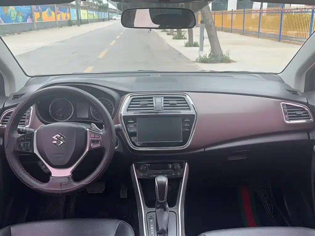 Xiaotu 2017 1.6L CVT 2WD Urban Progressive Edition — миниатюра 10