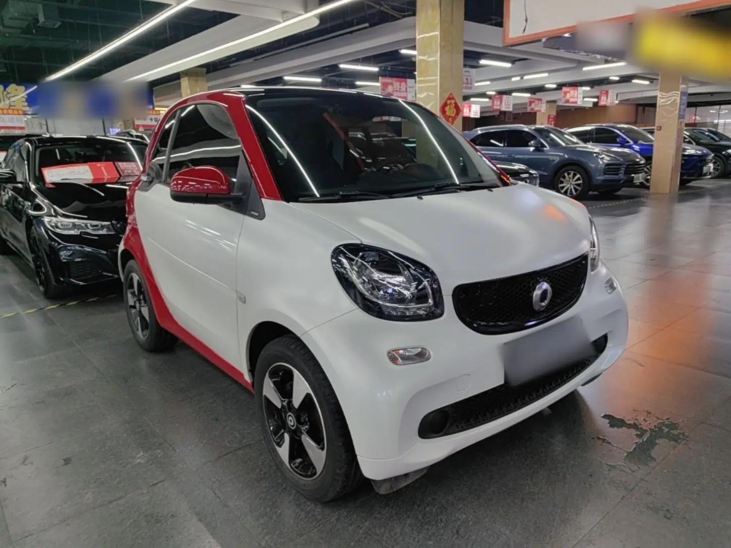 smart fortwo 2018 1.0L 52kW Hardtop Passion Edition China V Standard — миниатюра 3