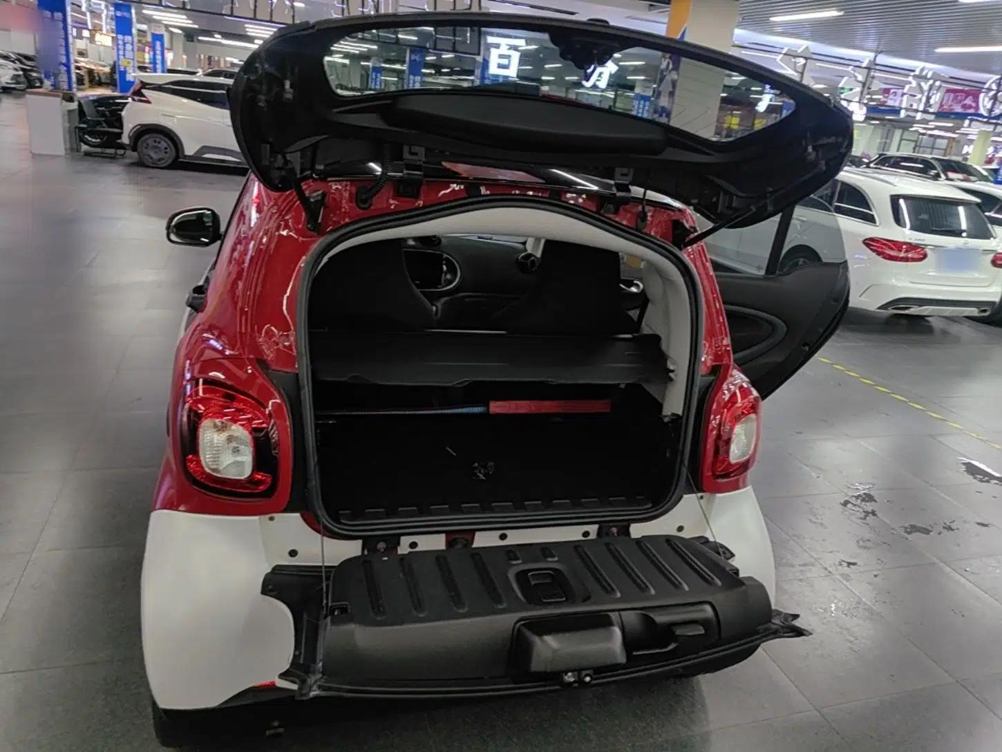 smart fortwo 2018 1.0L 52kW Hardtop Passion Edition China V Standard — миниатюра 22