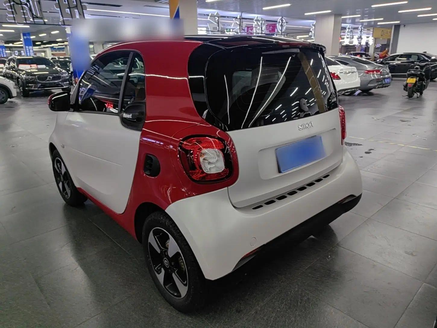 smart fortwo 2018 1.0L 52kW Hardtop Passion Edition China V Standard — миниатюра 4
