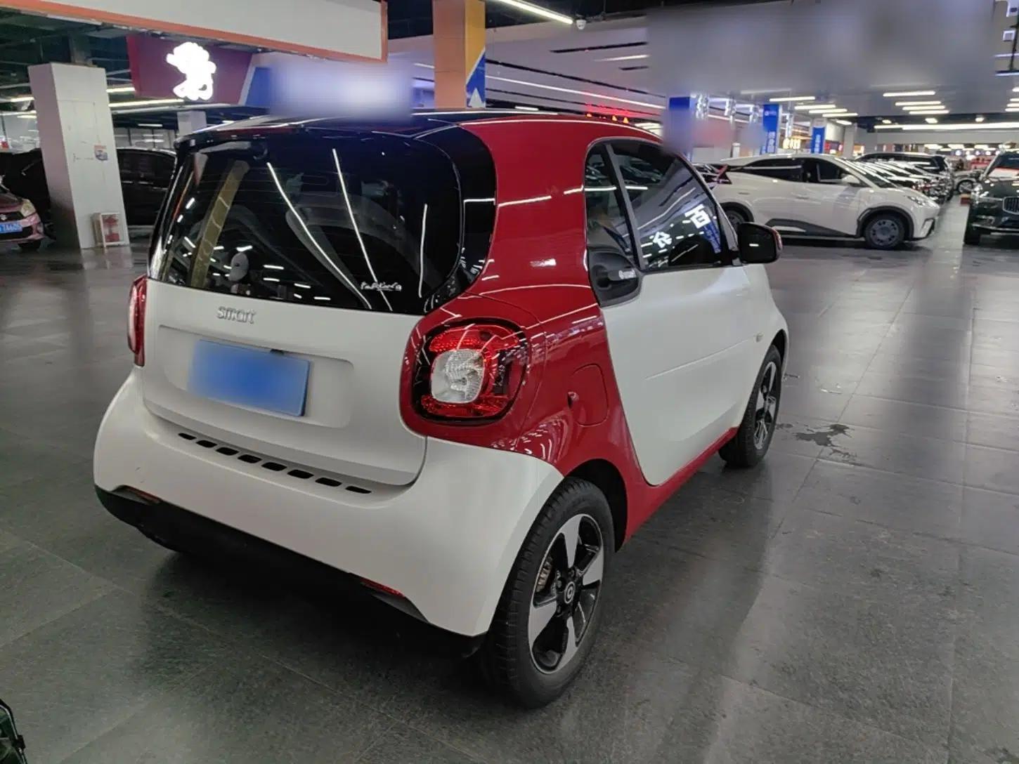 smart fortwo 2018 1.0L 52kW Hardtop Passion Edition China V Standard — миниатюра 6