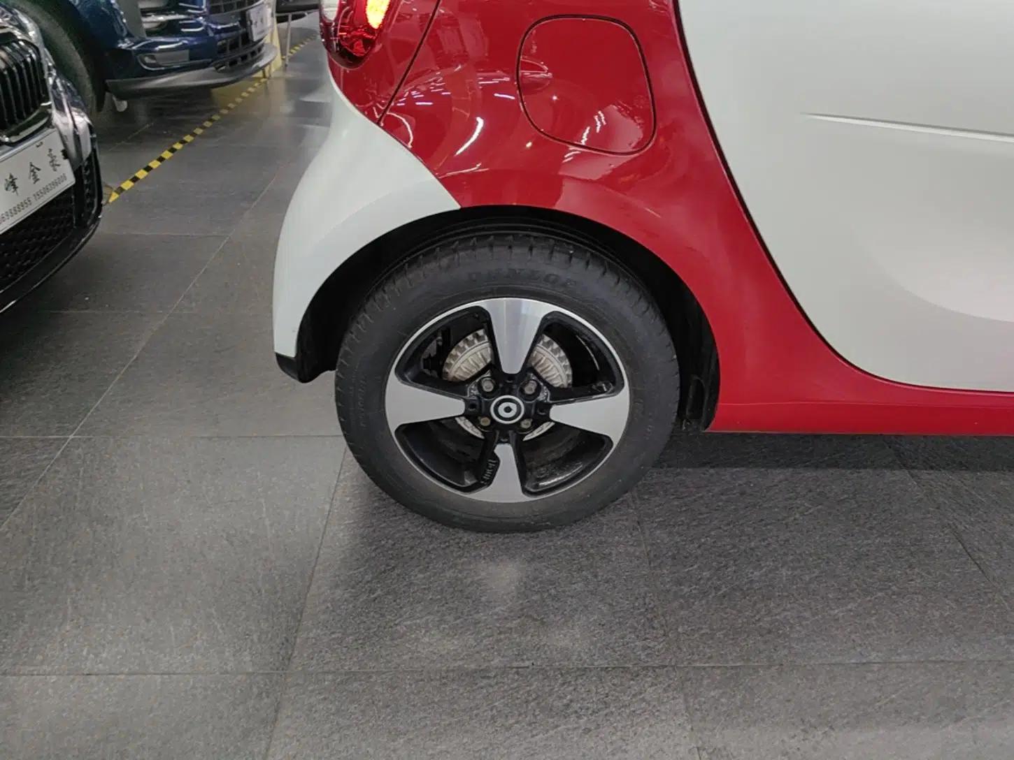 smart fortwo 2018 1.0L 52kW Hardtop Passion Edition China V Standard — миниатюра 10