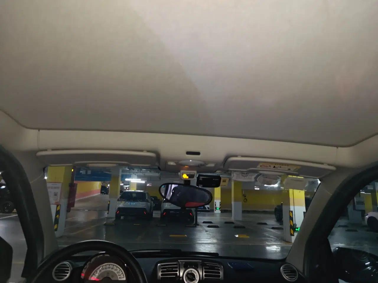 smart fortwo 2014 1.0 MHD Hardtop New Year Special Edition — миниатюра 19