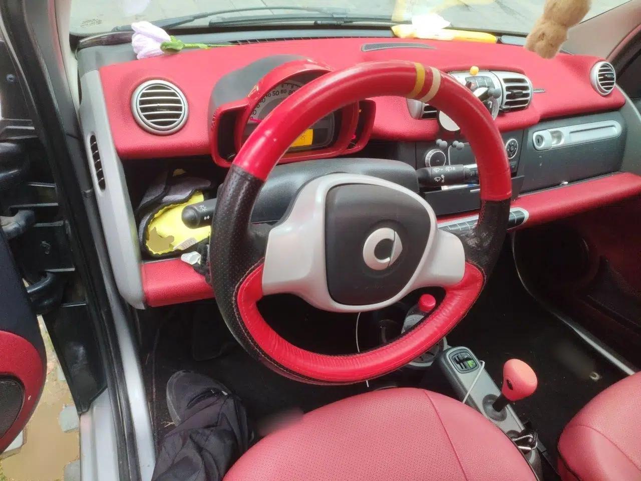smart fortwo 2011 1.0 MHD Hardtop Passion Edition — миниатюра 11