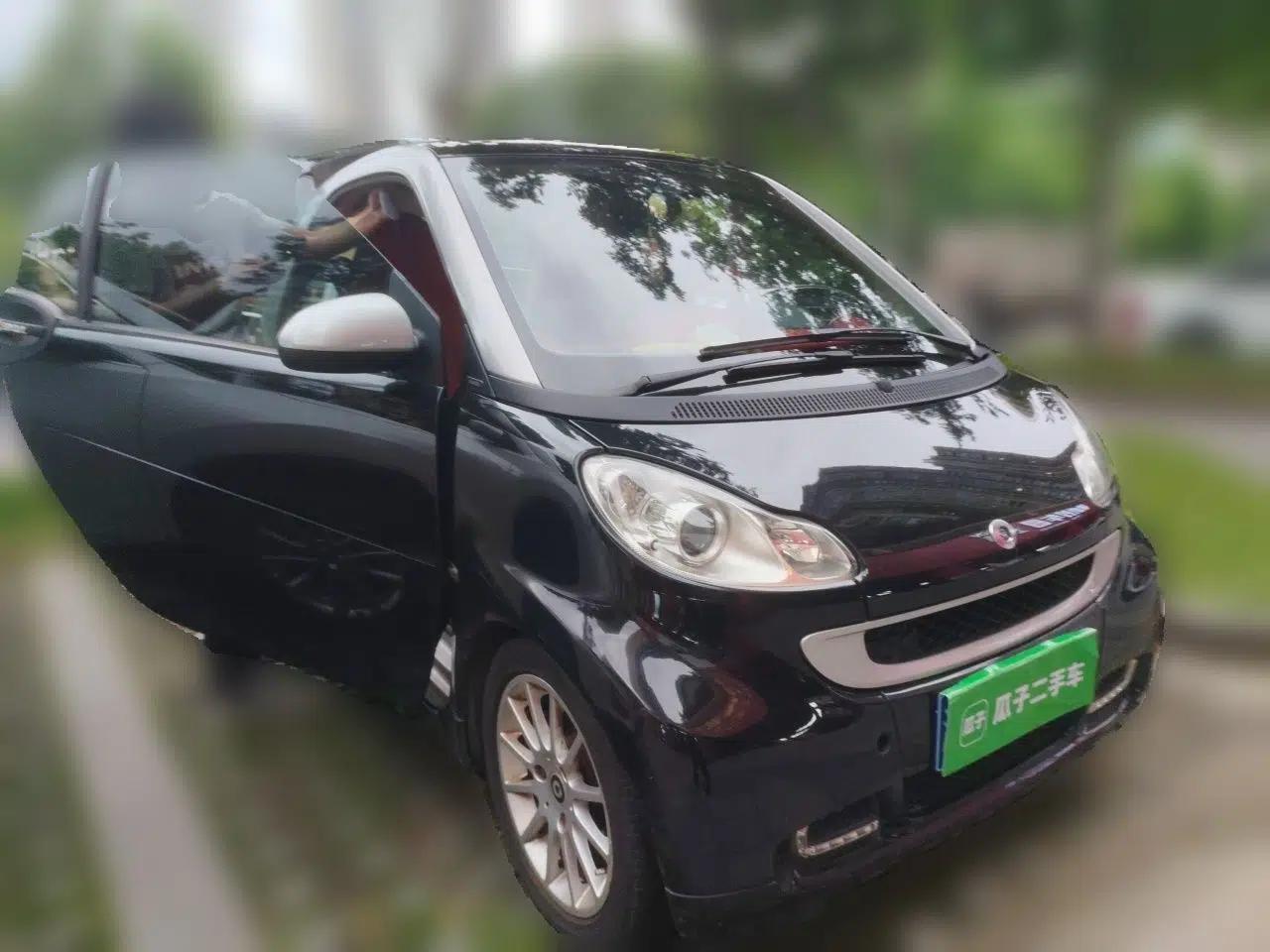 smart fortwo 2011 1.0 MHD Hardtop Passion Edition — миниатюра 3