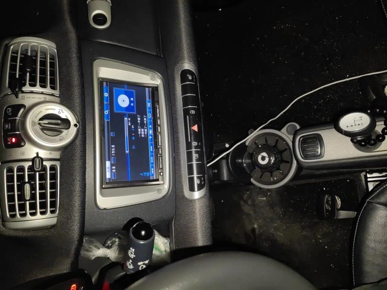 smart fortwo 2013 1.0T Hardtop Passion Edition — миниатюра 14