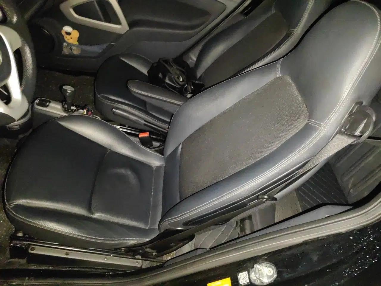 smart fortwo 2013 1.0T Hardtop Passion Edition — миниатюра 18