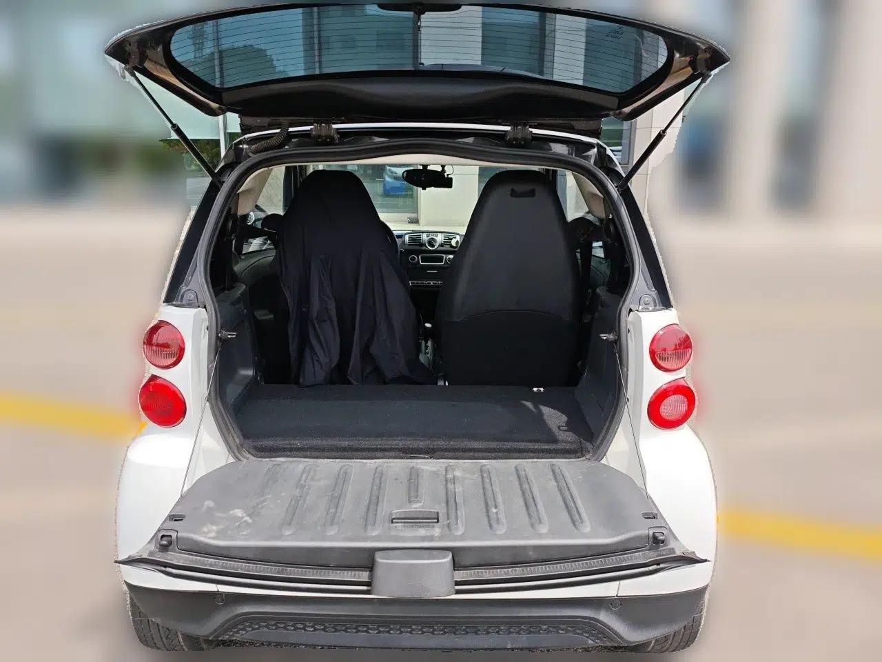 smart fortwo 2012 1.0 MHD Hardtop Standard Edition — миниатюра 20