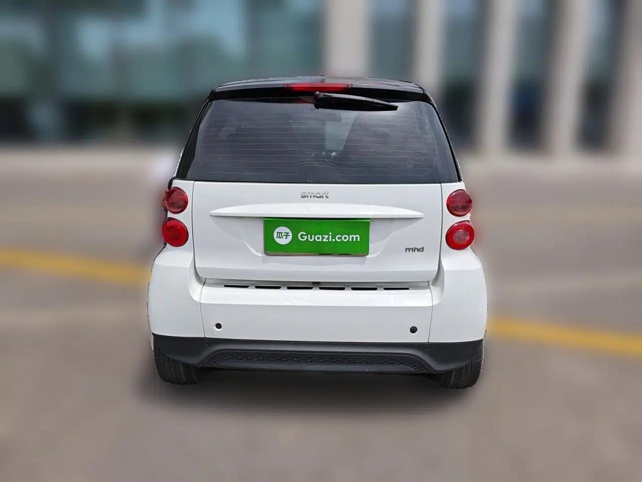 smart fortwo 2012 1.0 MHD Hardtop Standard Edition — миниатюра 5