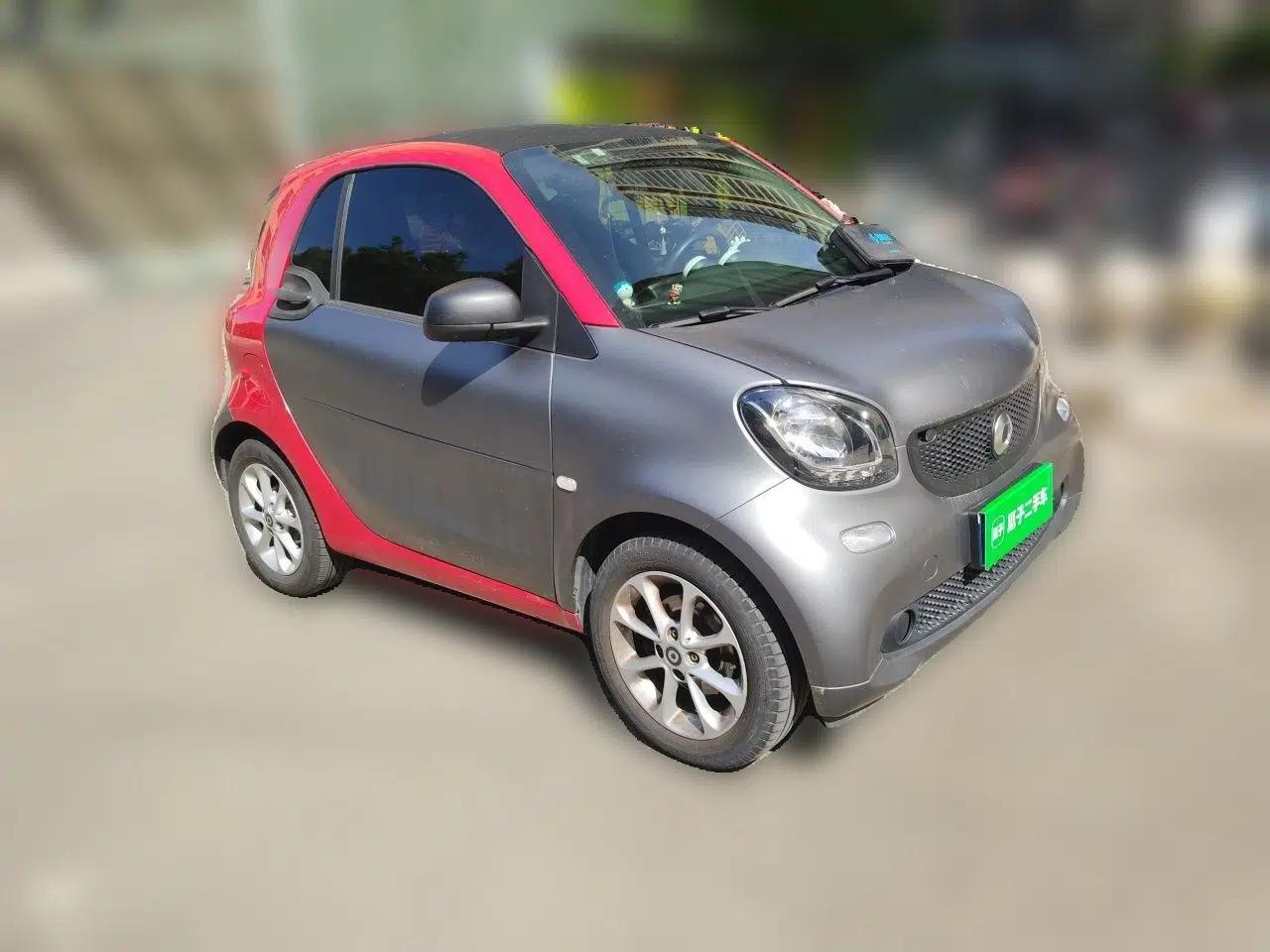 smart fortwo 2018 1.0L 52kW Hardtop Dynamic Version China V — миниатюра 3