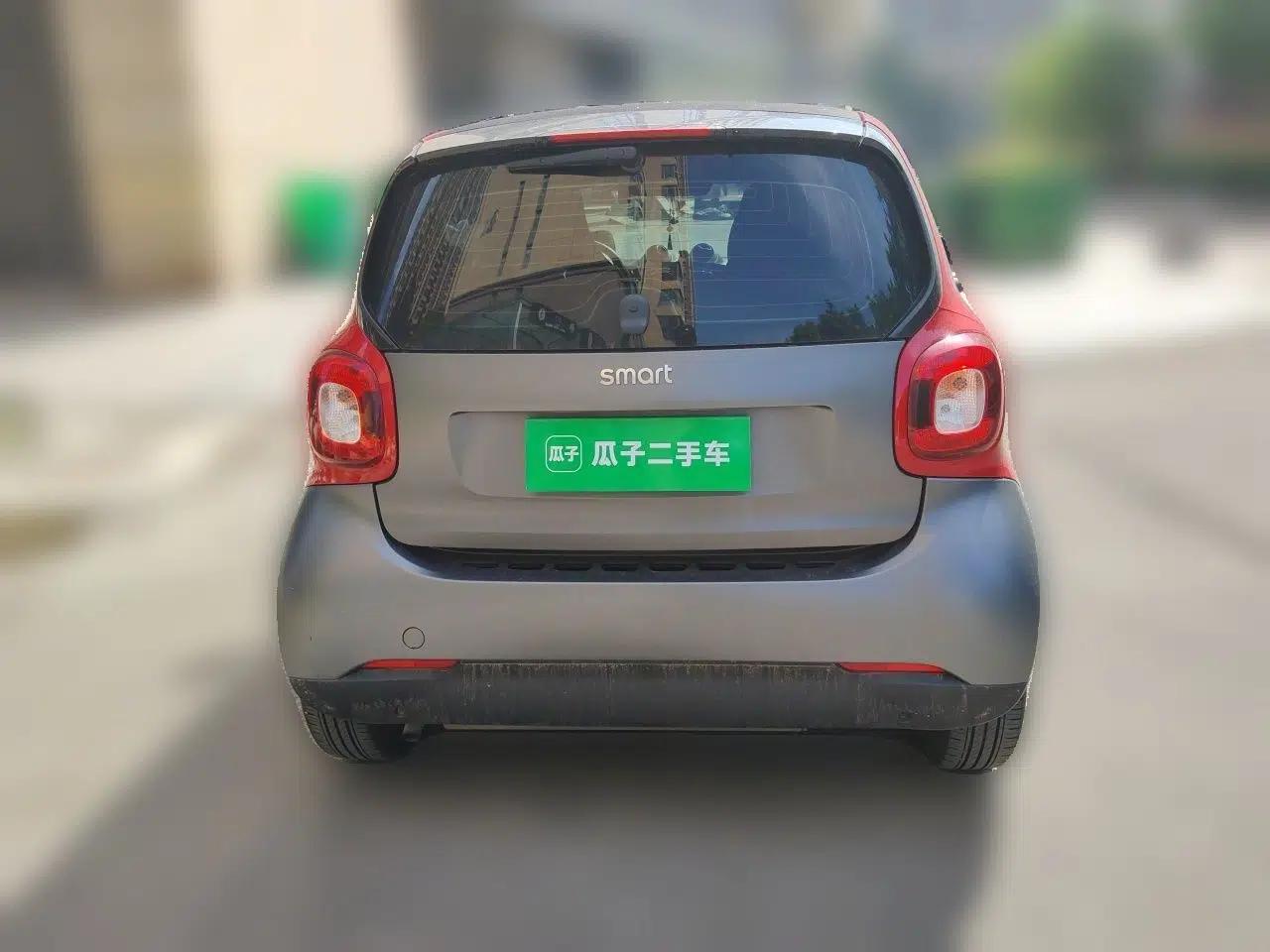 smart fortwo 2018 1.0L 52kW Hardtop Dynamic Version China V — миниатюра 5