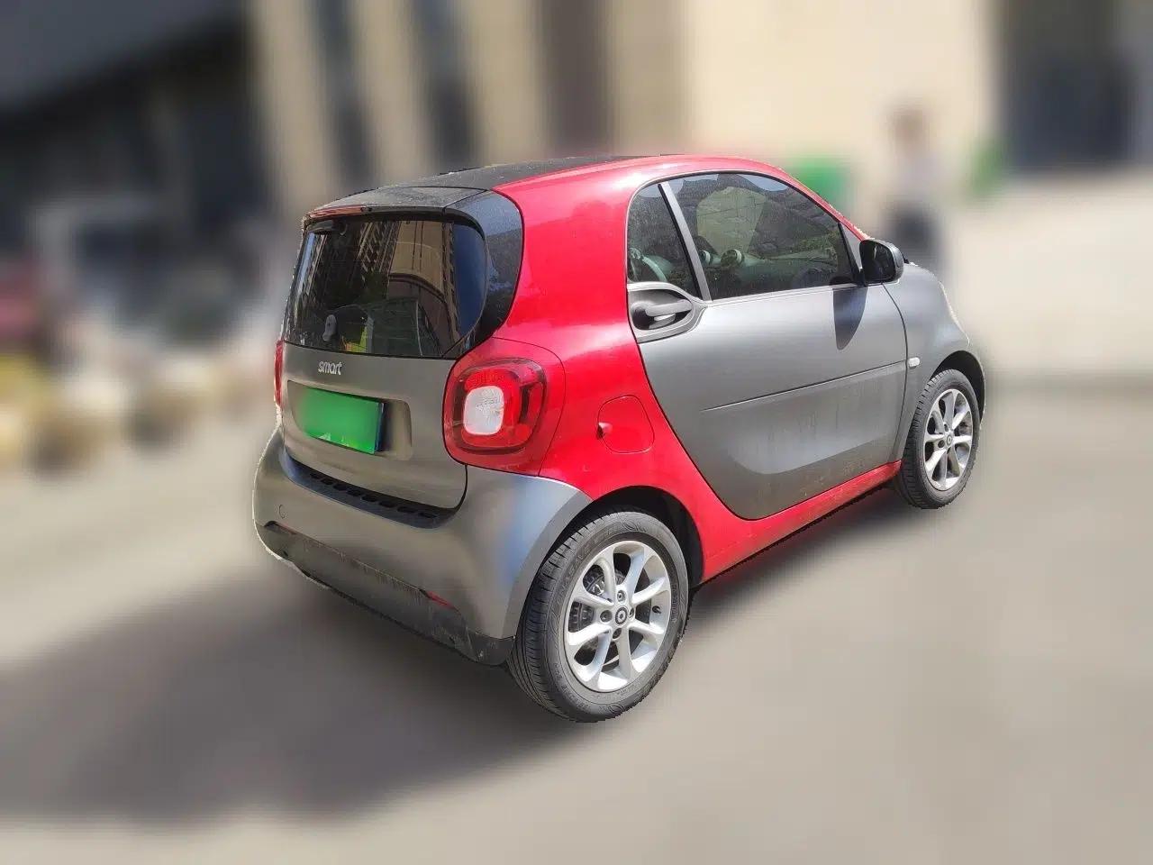 smart fortwo 2018 1.0L 52kW Hardtop Dynamic Version China V — миниатюра 6