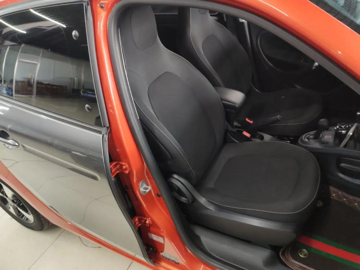 smart forfour 2018 1.0L 52kW Passion Edition — миниатюра 23