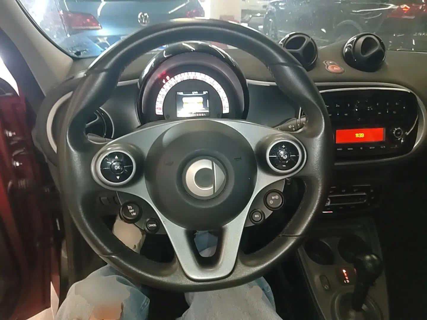smart forfour 2016 1.0L 52 kW Passion Edition — миниатюра 14