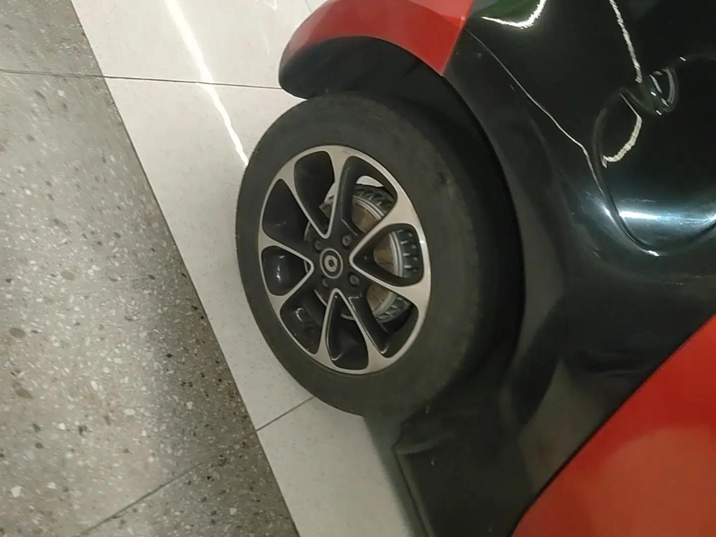 smart forfour 2016 1.0L 52 kW Passion Edition — миниатюра 10