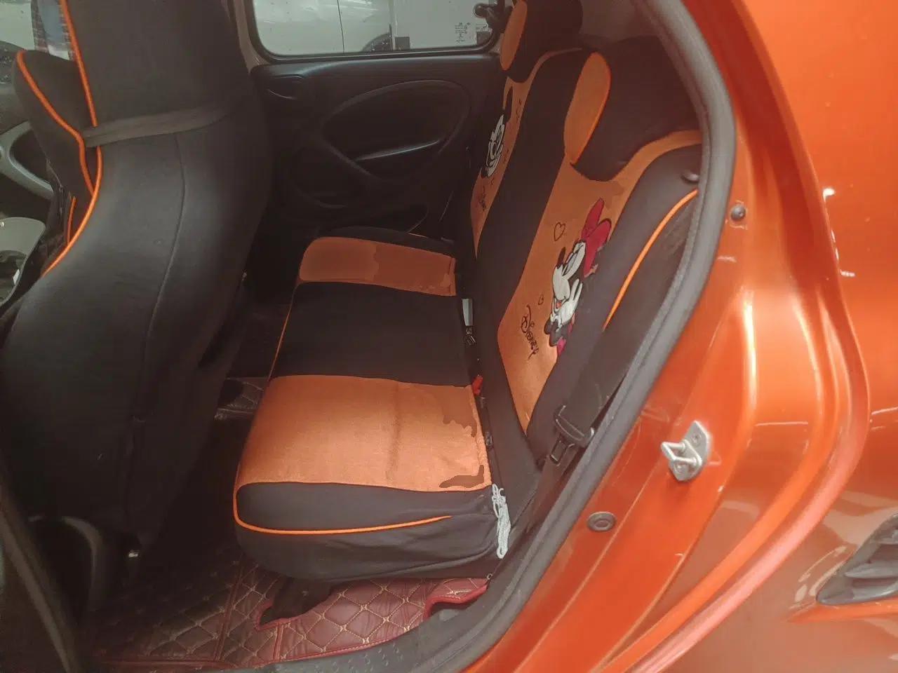 smart forfour 2016 1.0L 52 kW Dynamic Edition — миниатюра 18