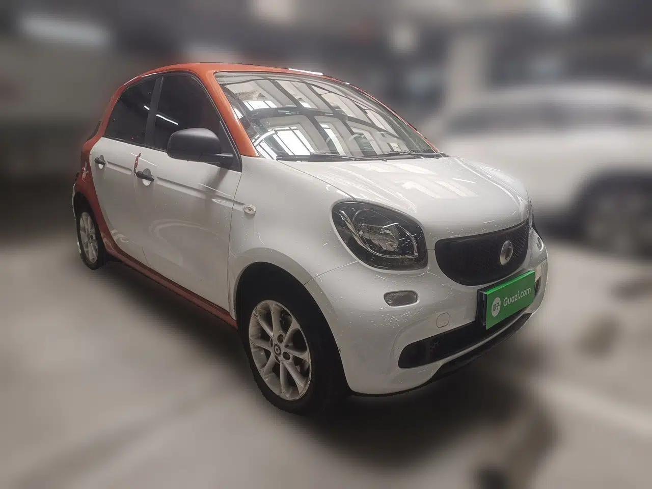 smart forfour 2016 1.0L 52 kW Dynamic Edition — миниатюра 3