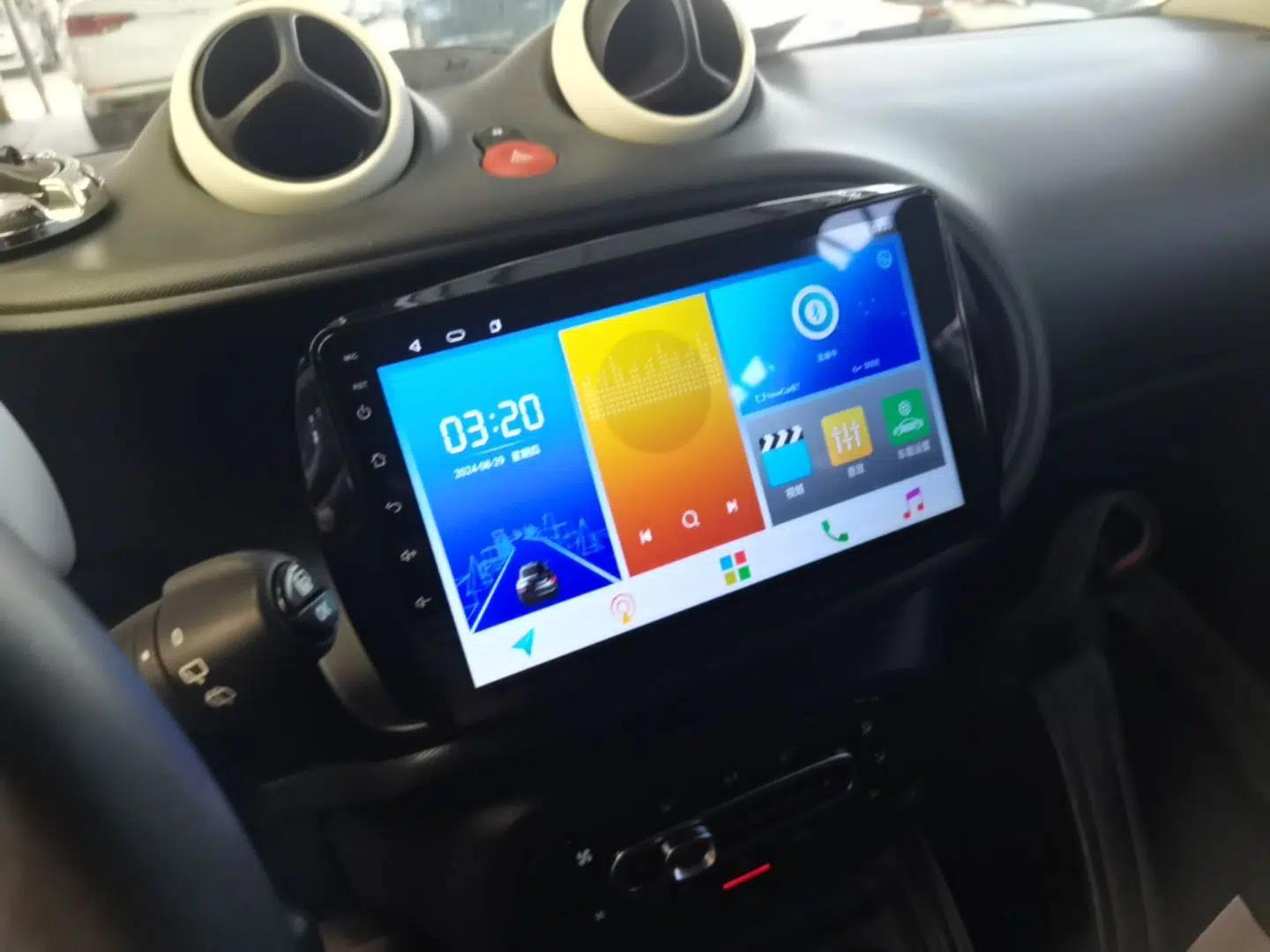 smart forfour 2016 1.0L 52 kW Dynamic Edition — миниатюра 16