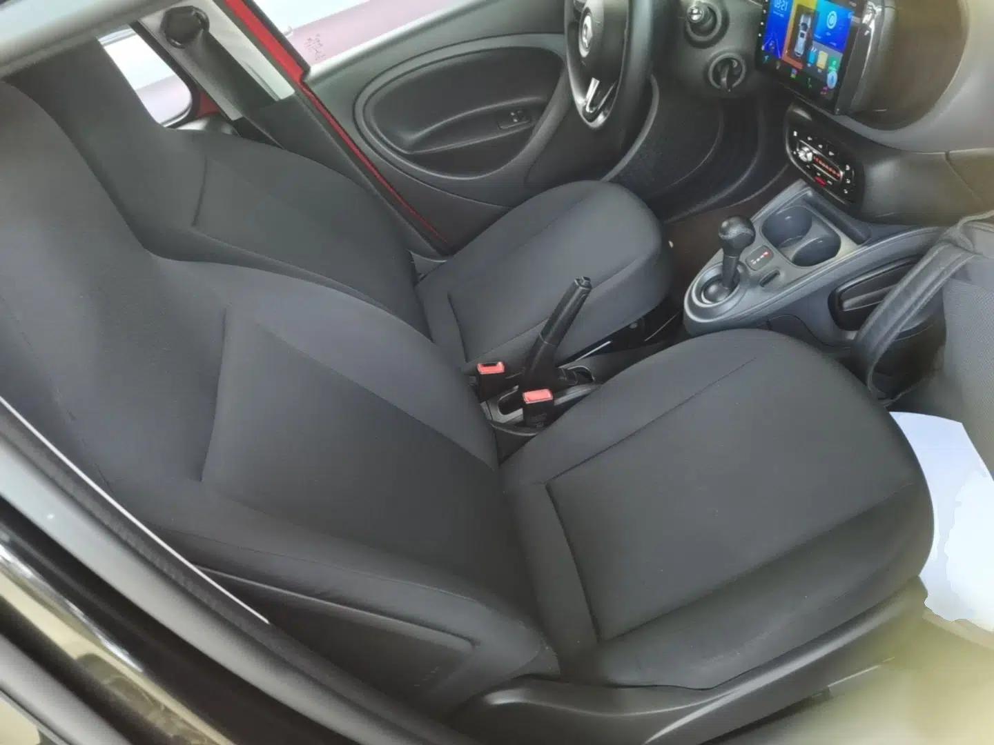 smart forfour 2016 1.0L 52 kW Dynamic Edition — миниатюра 23