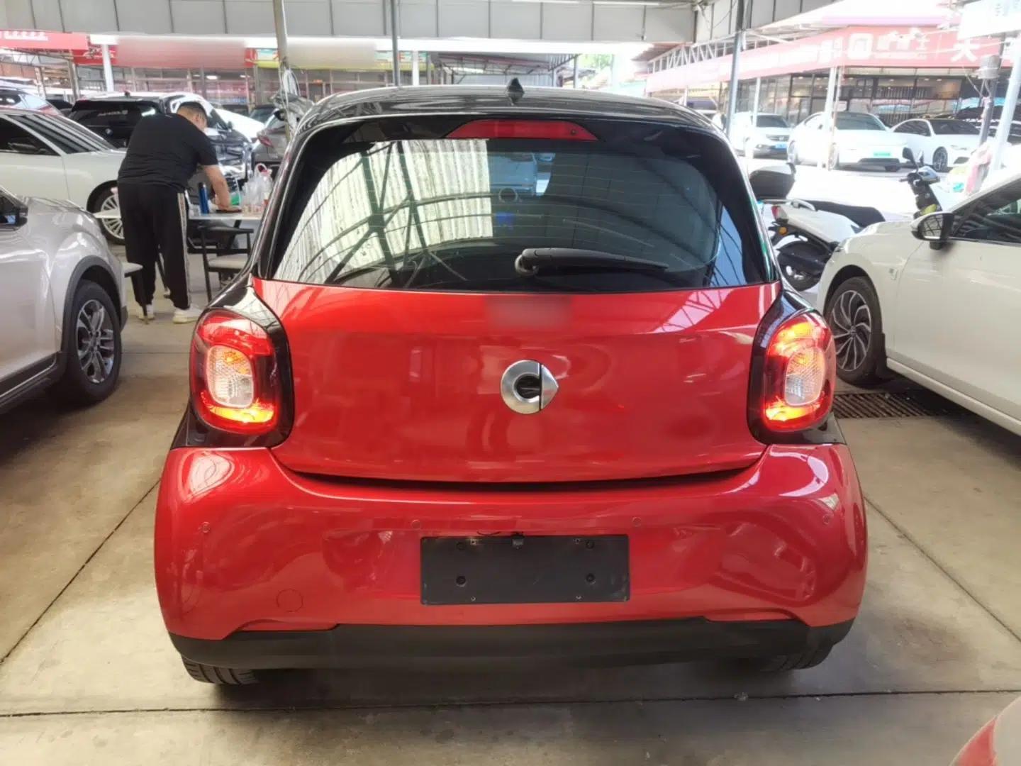 smart forfour 2016 1.0L 52 kW Dynamic Edition — миниатюра 5