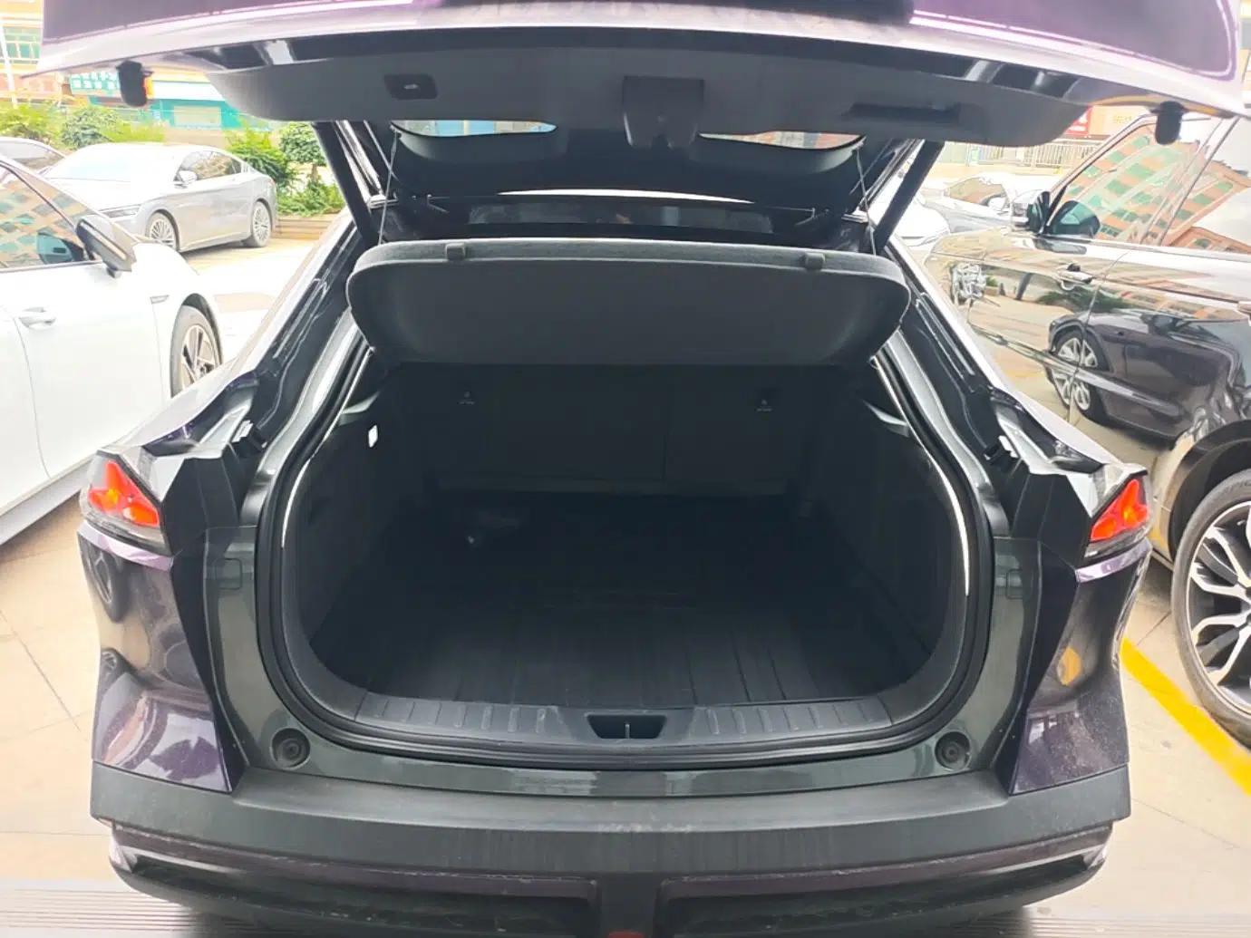 Deepal SL03 2022 1.5L 1200 Extended-Range Version — миниатюра 22