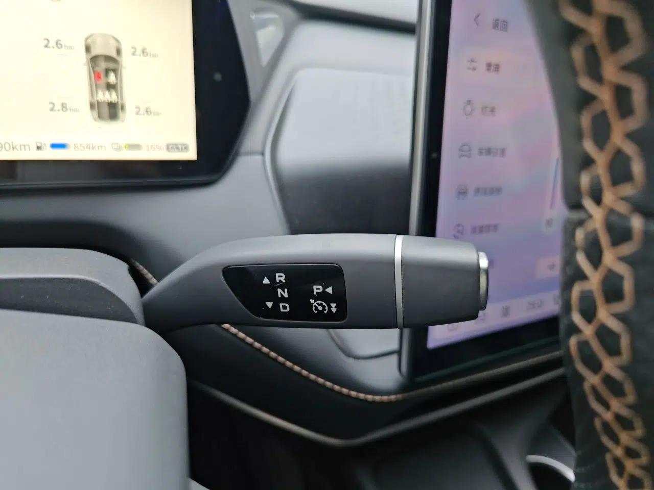 Deepal SL03 2022 1.5L 1200 Extended-Range Version — миниатюра 15