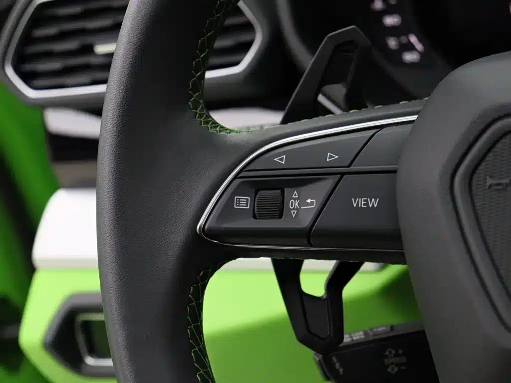 2023 Urus 4.0T V8 S — миниатюра 16