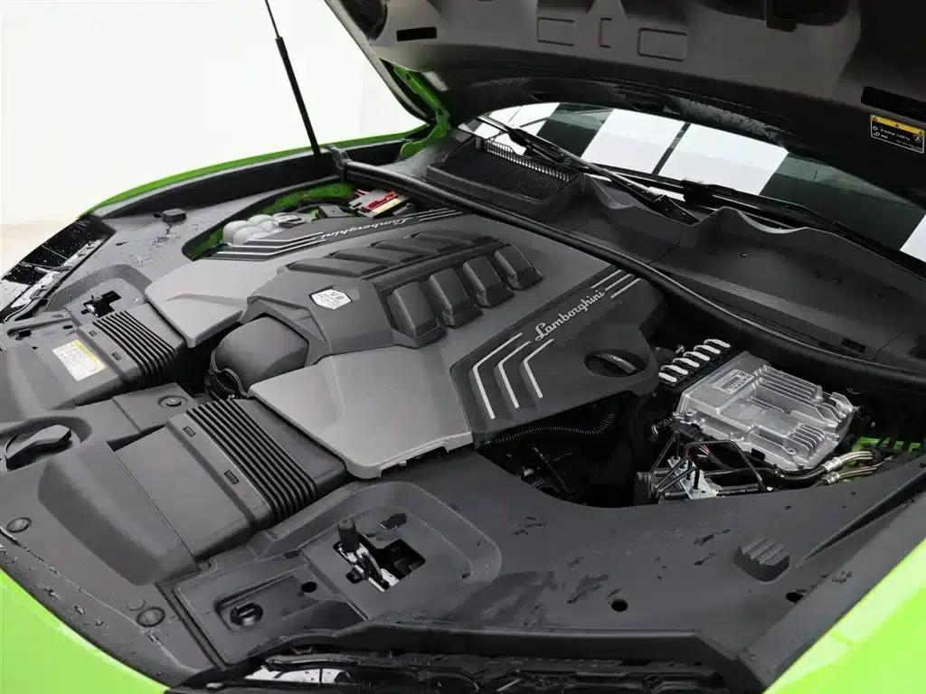 2023 Urus 4.0T V8 S — миниатюра 24