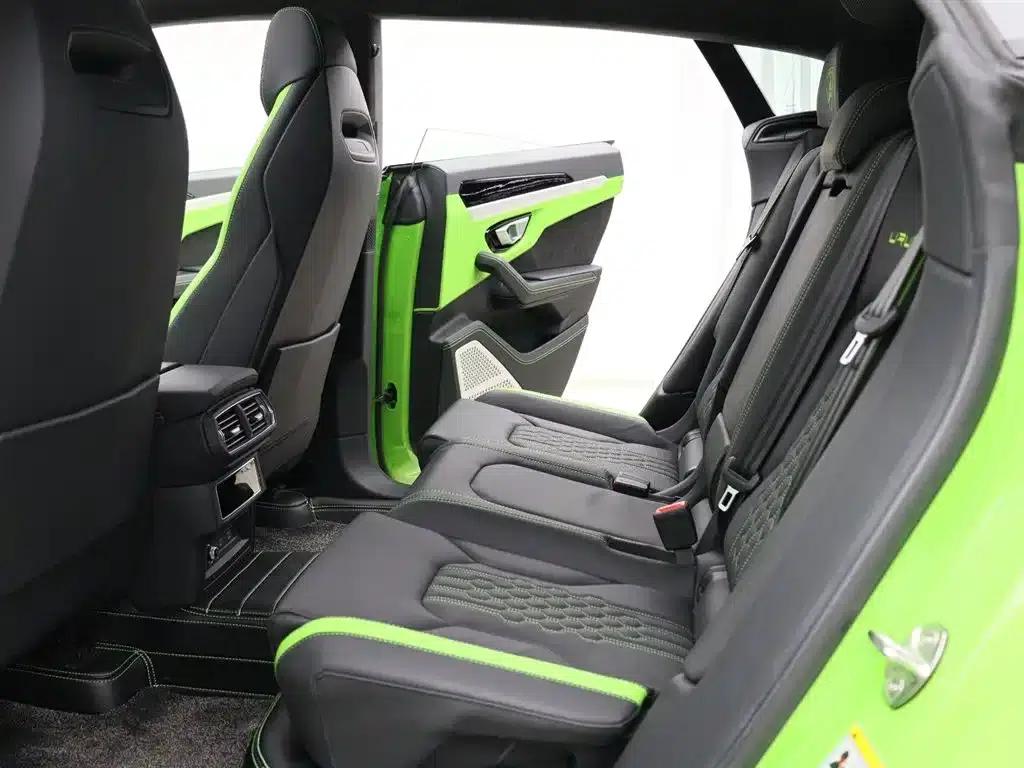 2023 Urus 4.0T V8 S — миниатюра 7