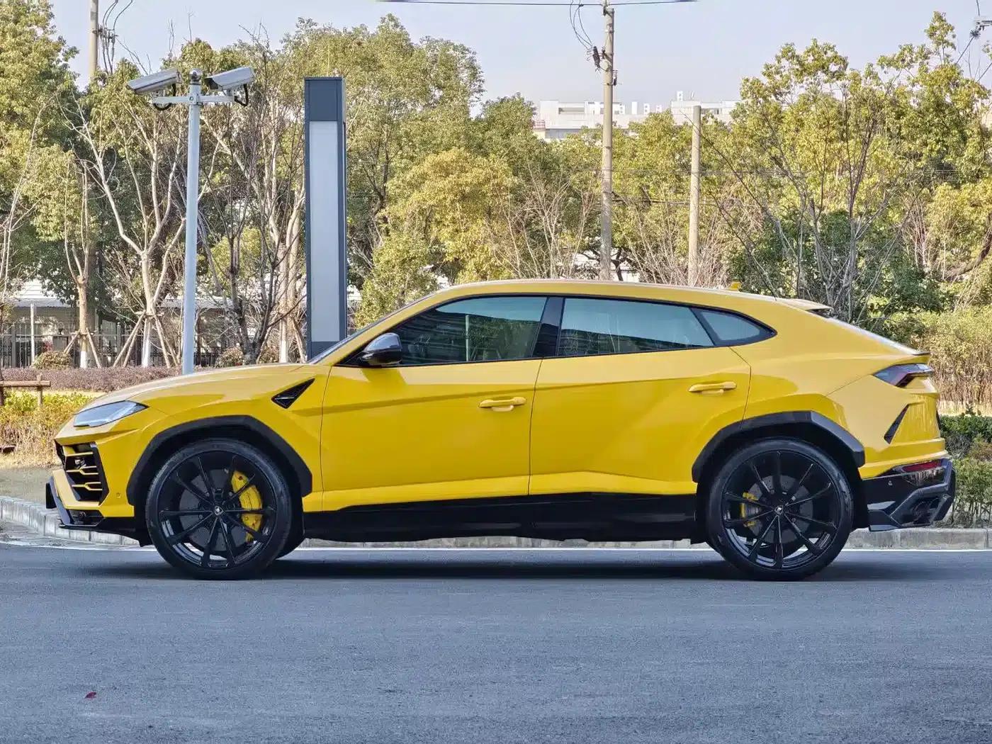2018 Urus 4.0T V8 — миниатюра 2