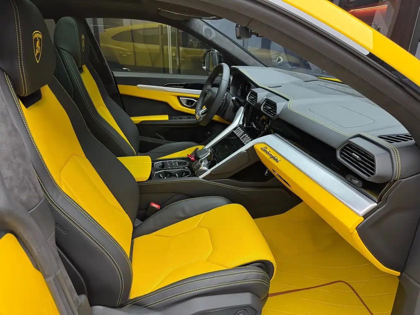 2021 Urus 4.0T V8 — миниатюра 13