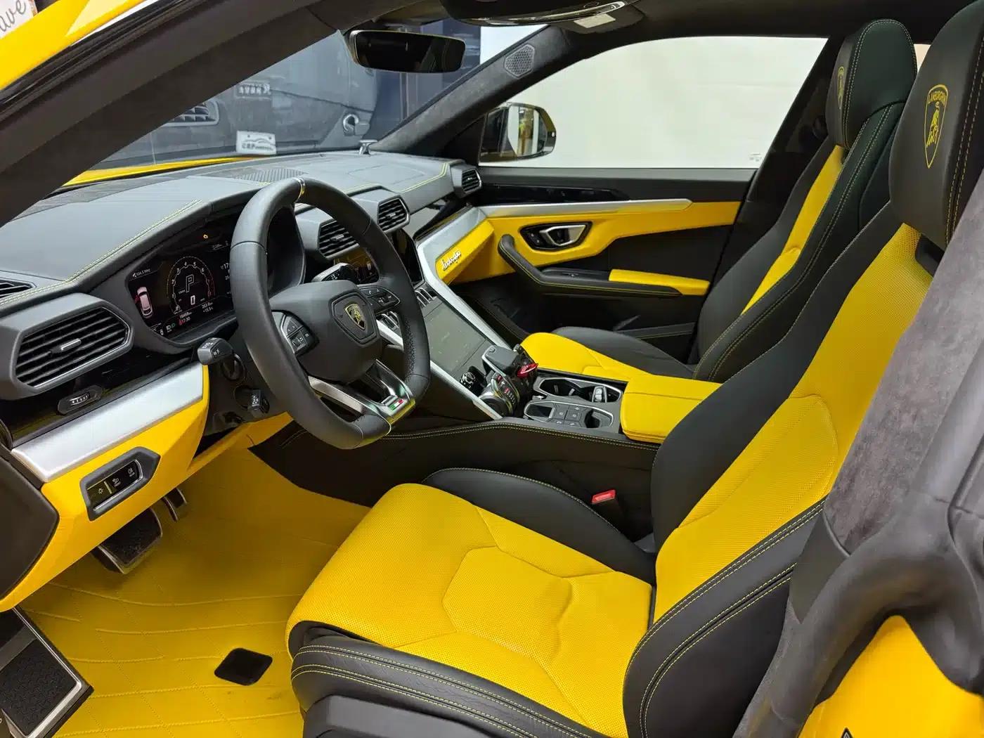 2021 Urus 4.0T V8 — миниатюра 10