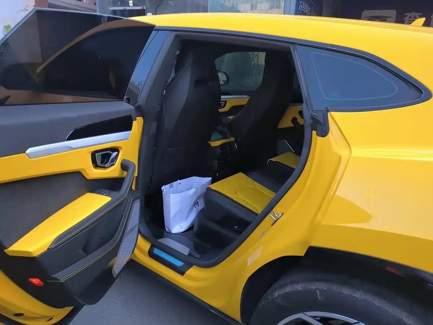 2021 Urus 4.0T V8 — миниатюра 16