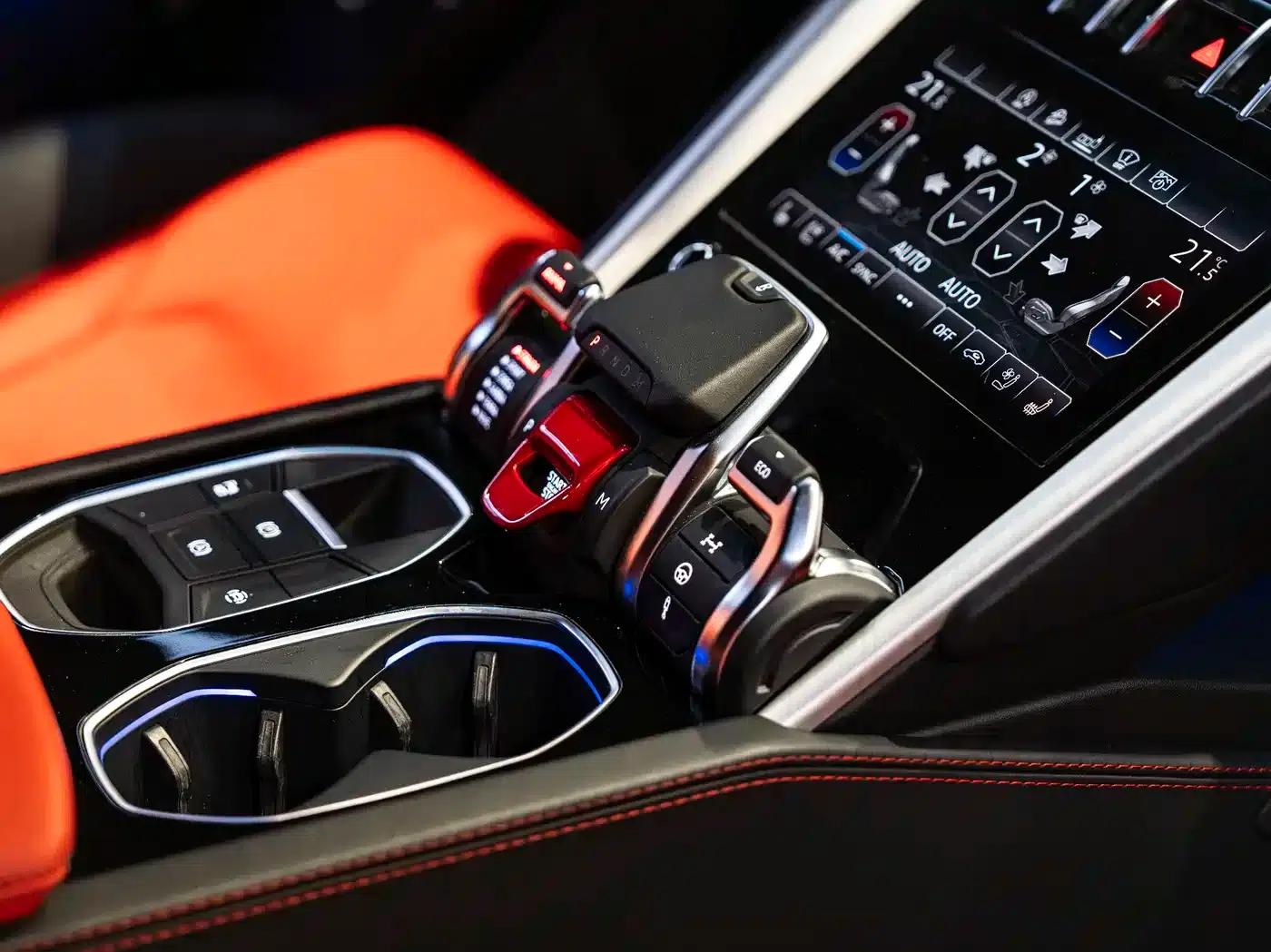 2018 Urus 4.0T V8 — миниатюра 19